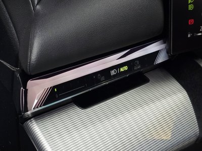 2025 BMW 5 SERIES 缩略图 30