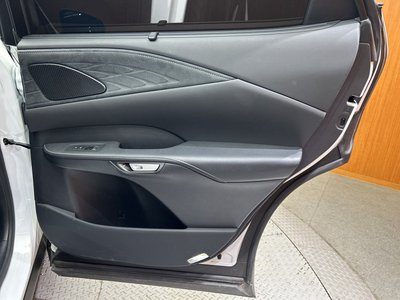 صورة مصغرة 45 لـ 2023 Lexus RX