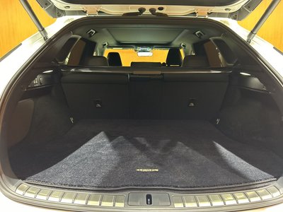 صورة مصغرة 47 لـ 2023 Lexus RX