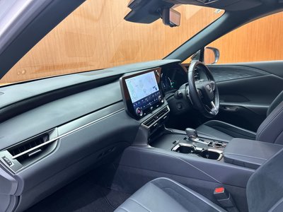صورة مصغرة 39 لـ 2023 Lexus RX