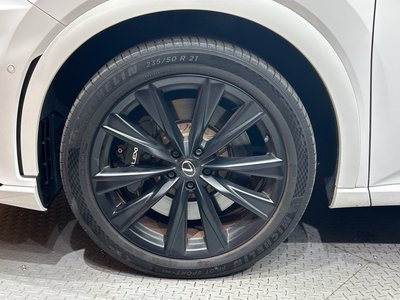 صورة مصغرة 62 لـ 2023 Lexus RX