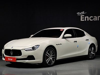 2017 Maserati GHIBLI photo 1