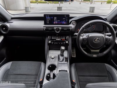 LEXUS IS - 3