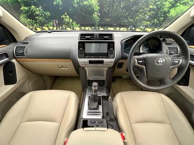 TOYOTA LAND CRUISER PRADO - 2