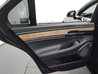 2021 Genesis G90 — миниатюра 15