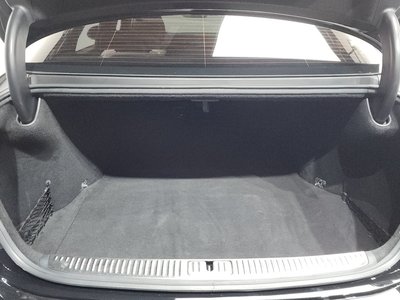 2021 Genesis G90 — миниатюра 26