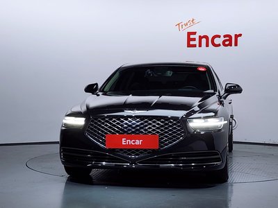 2021 Genesis G90 — фото 2