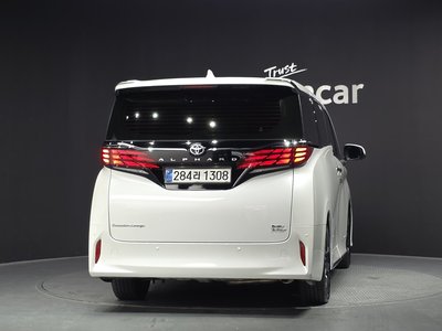 TOYOTA ALPHARD - 4