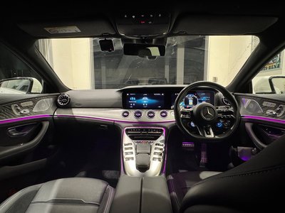 صورة 6 لـ 2023 Mercedes-BENZ GT AMG