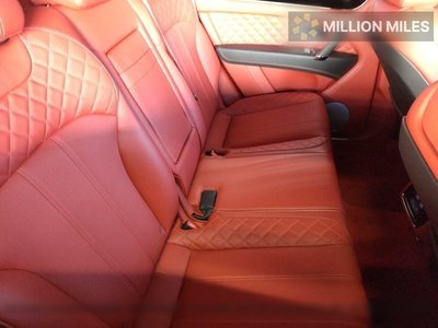 BENTLEY BENTAYGA - 6