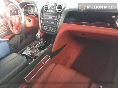 BENTLEY BENTAYGA - 3