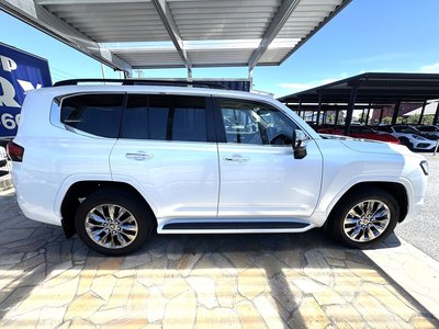 2023 Toyota LAND CRUISER 300 缩略图 75