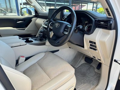 2023 Toyota LAND CRUISER 300 缩略图 17