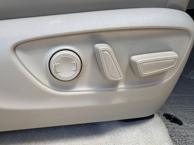 2023 Toyota LAND CRUISER 300 缩略图 23