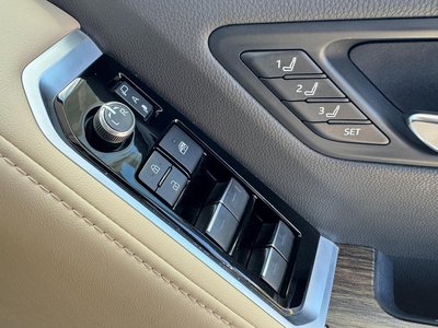 2023 Toyota LAND CRUISER 300 缩略图 25