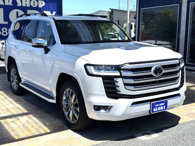 TOYOTA LAND CRUISER 300 - 7