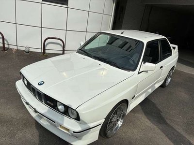 1990 BMW M3 照片 8