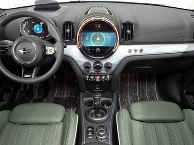 MINI COUNTRYMAN - 5