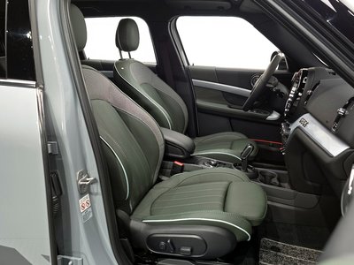 MINI COUNTRYMAN - 10