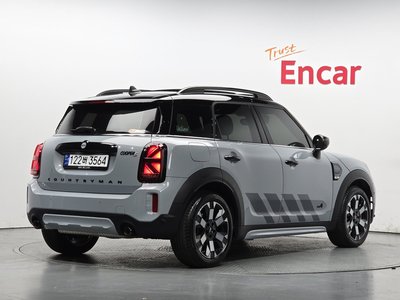 MINI COUNTRYMAN - 4