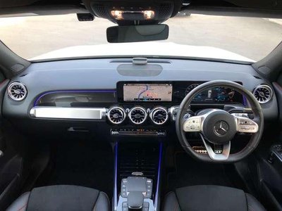 MERCEDES-BENZ GLB - 6