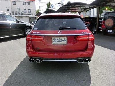 MERCEDES-BENZ E-CLASS WAGON AMG - 4