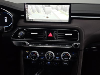 صورة مصغرة 14 لـ 2022 Genesis THE NEW G70