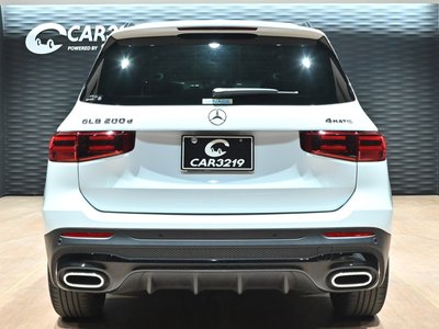 MERCEDES-BENZ GLB - 7