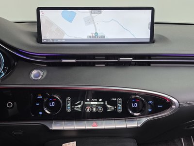 2024 Genesis GV70 — миниатюра 21
