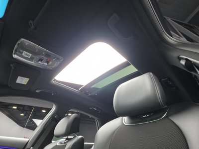2024 Genesis GV70 — миниатюра 18