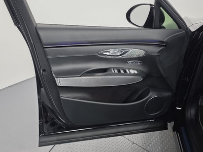 2024 Genesis GV70 — миниатюра 14
