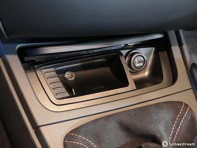 2012 BMW 1M 缩略图 17