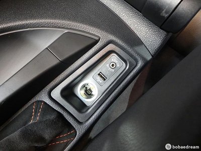 2012 BMW 1M 缩略图 20