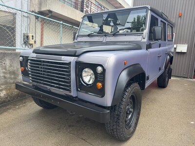 LAND ROVER DEFENDER