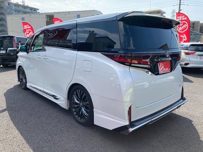 2024 Toyota VELLFIRE — фото 8