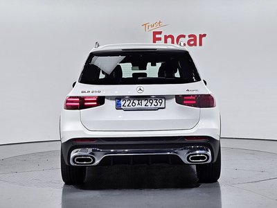 MERCEDES-BENZ GLB - 3