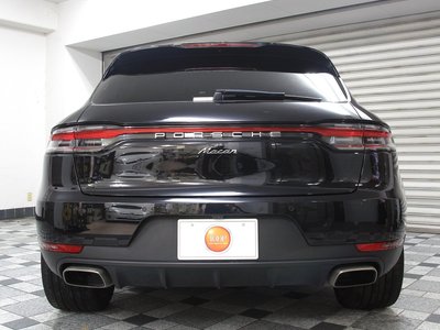 PORSCHE MACAN - 6