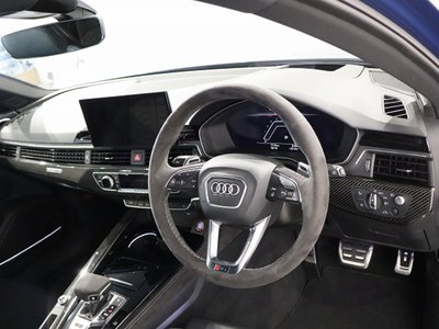 صورة 41 لـ 2023 AUDI RS4 AVANT