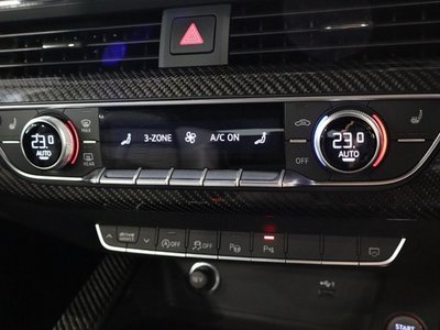 صورة 29 لـ 2023 AUDI RS4 AVANT