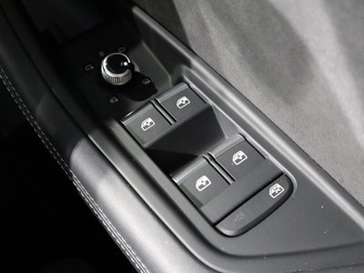 صورة 38 لـ 2023 AUDI RS4 AVANT