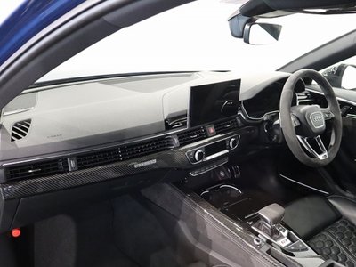 صورة 52 لـ 2023 AUDI RS4 AVANT