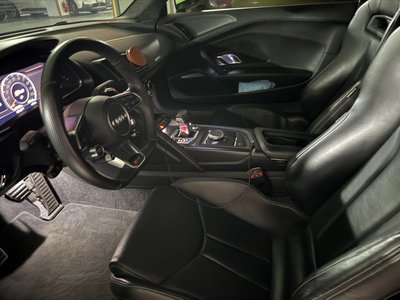 AUDI R8 - 7
