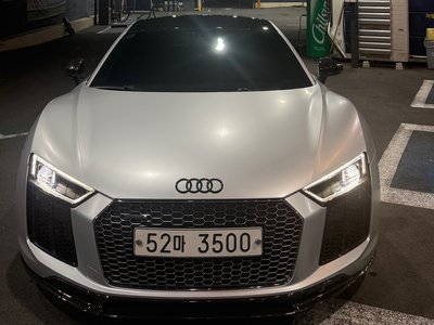 AUDI R8 - 6