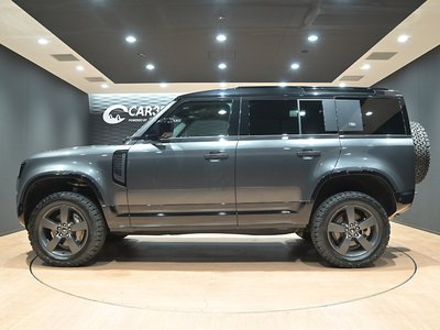 LAND ROVER DEFENDER - 5