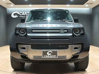 LAND ROVER DEFENDER - 3