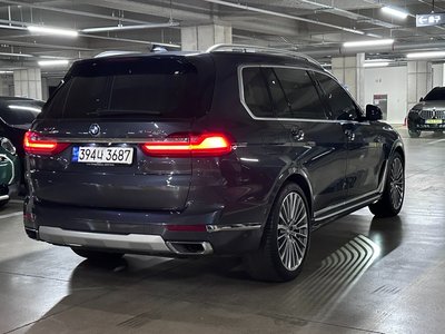 2022 BMW X7 — фото 4