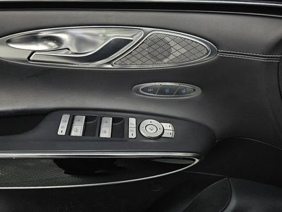 2022 Genesis GV70 — миниатюра 27