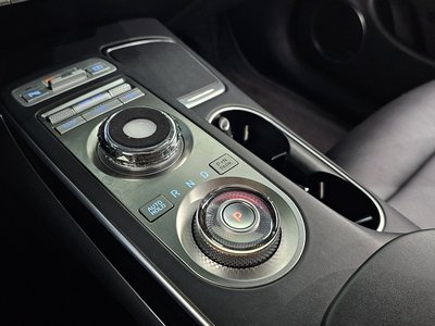2022 Genesis GV70 — миниатюра 12