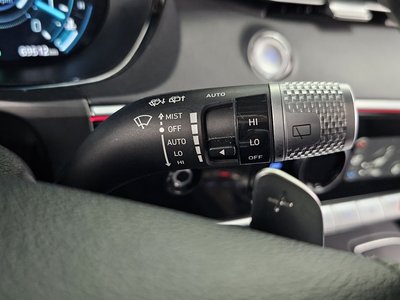 2022 Genesis GV70 — миниатюра 24