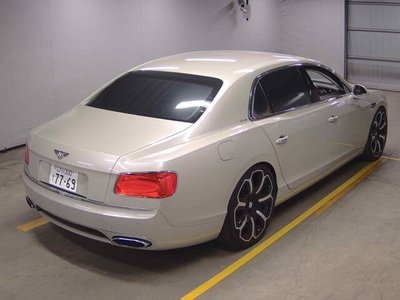 BENTLEY FLYING SPUR - 5